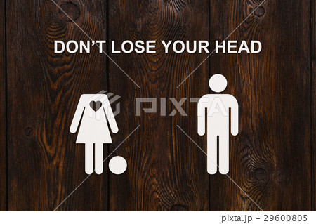 Paper woman without head and man. Love concept 29600805