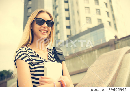 Girl using tablet pc 29606945