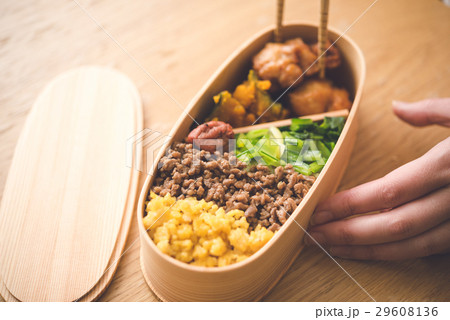 お弁当 29608136