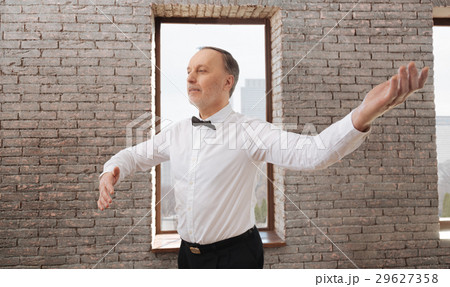 Optimistic bearded aged man enjoying classical Optimistic bearded aged man enjoying classical 29627358
