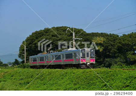 森とローカル電車 森とローカル電車 29629400