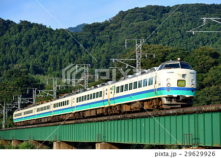 鉄橋を渡る485系L特急いなほ6両 29629926