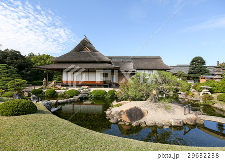 岡山後楽園の初秋　延養亭 29632238