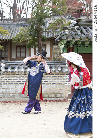 Go out with Korean traditional clothes 'Hanbok' 273 Go out with Korean traditional clothes 'Hanbok' 273 29644116