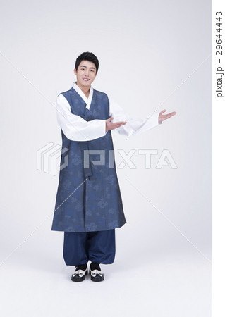 Go out with Korean traditional clothes 'Hanbok' 089 Go out with Korean traditional clothes 'Hanbok' 089 29644443