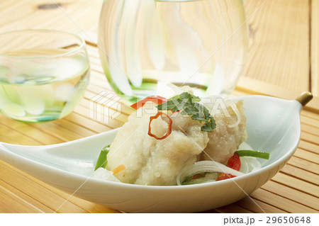 ハモの南蛮漬けと日本酒 ハモの南蛮漬けと日本酒 29650648