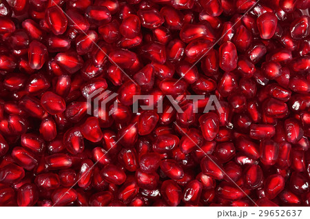 Pomegranate seeds background Pomegranate seeds background 29652637