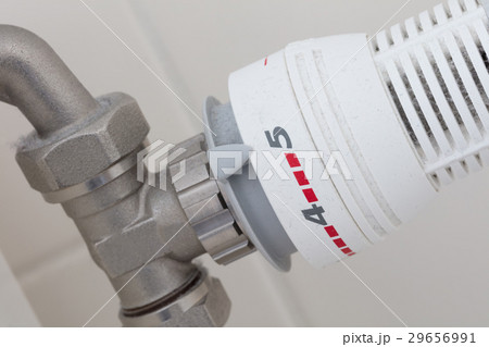 Temperature knob of radiator, used and dusty Temperature knob of radiator, used and dusty 29656991