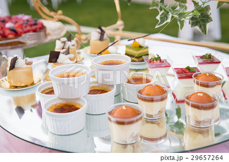 テラスのデザートビュッフェ 29657264