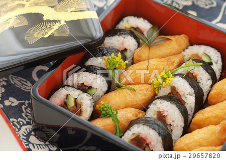 助六寿司のお弁当 助六寿司のお弁当 29657820