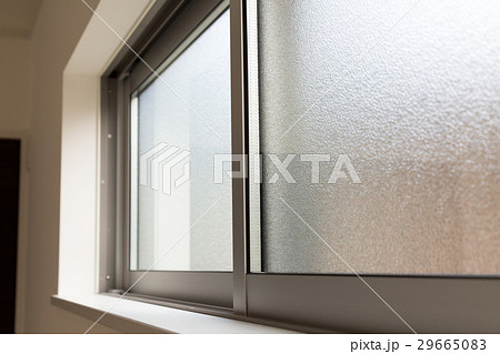 窓 窓 29665083