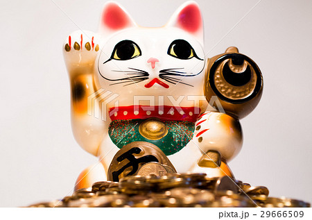 招き猫と5円玉 招き猫と5円玉 29666509