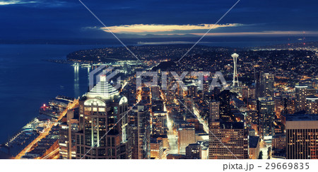 Seattle rooftop panorama 29669835