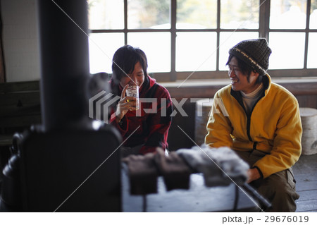 若い男性 29676019