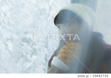 冬の女子旅　ロープウェイ 29682726