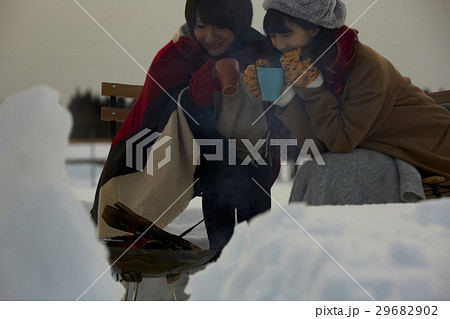 雪上でのティータイム 雪上でのティータイム 29682902