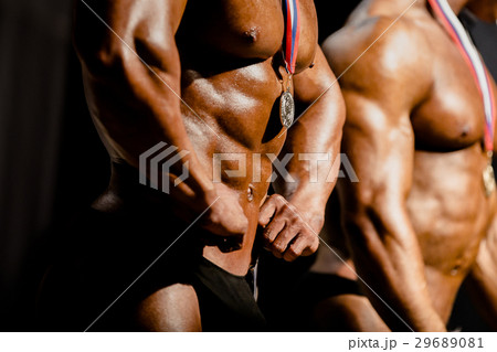 men bodybuilders with medals winners 29689081