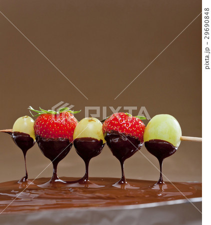 chocolate fondue chocolate fondue 29690848