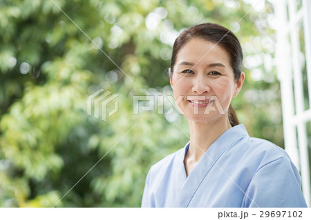 ミドル夫婦 医療 イメージ 29697102