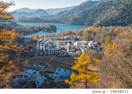 Okunikko and Yuno lake in autumn season, Nikko. 29698072