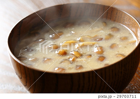 なめこの味噌汁 29703711