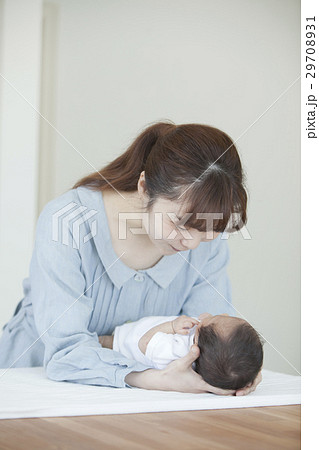 新生児 親子 新生児 親子 29708931