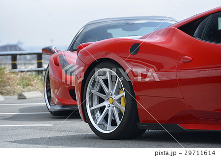 赤い高級スポーツカー 29711614