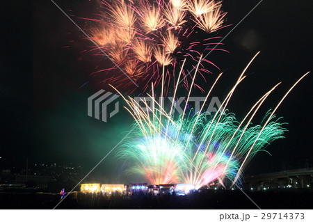 猪名川花火大会（大阪府池田市　兵庫県川西市） 29714373
