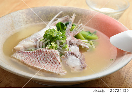 真鯛の酒蒸し 真鯛の酒蒸し 29724439