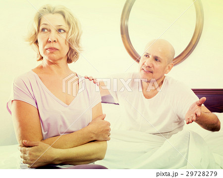 Mature couple quarrels in bed 29728279