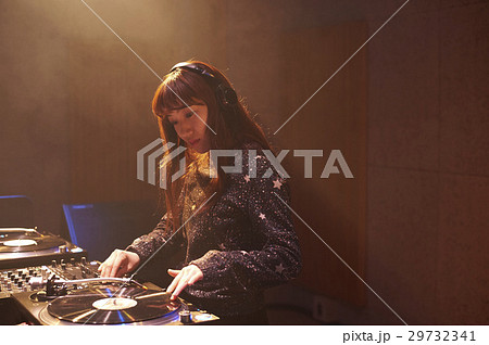 女性DJ 29732341