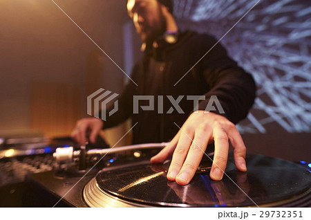 男性DJ 男性DJ 29732351