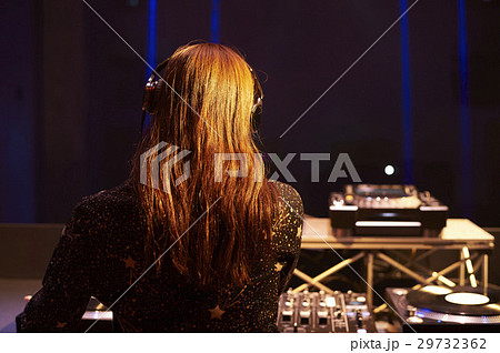 女性DJ 29732362