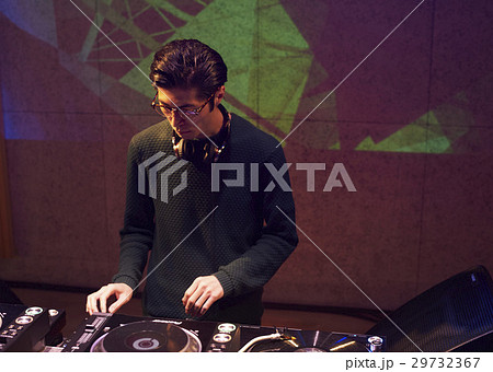 男性DJ 29732367