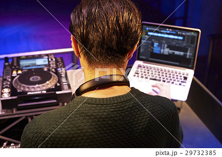 男性DJ 男性DJ 29732385