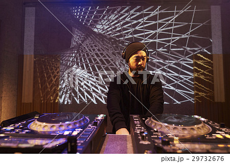 男性DJ 29732676
