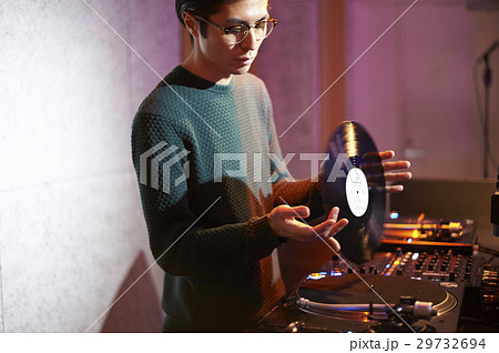 男性DJ 29732694