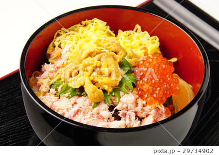 海鮮丼 29734902
