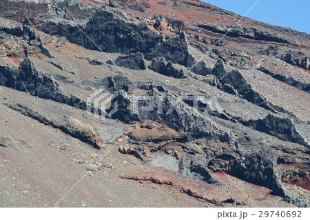 富士山 宝永火口の淵 岩脈 富士山 宝永火口の淵 岩脈 29740692