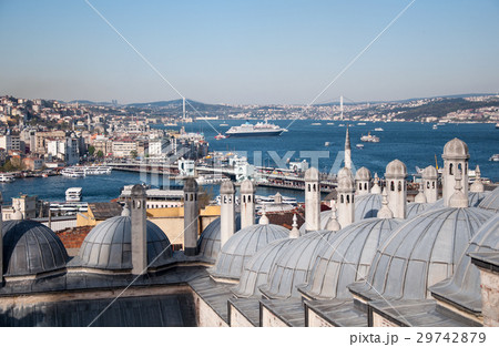The Golden Horn and Galata Bridge, Istanbul The Golden Horn and Galata Bridge, Istanbul 29742879