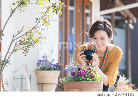 カメラ女子 29744135