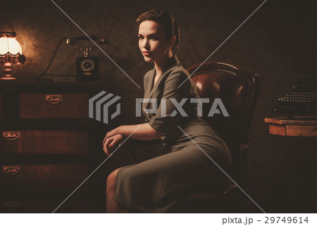Beautiful young woman in retro interior Beautiful young woman in retro interior 29749614