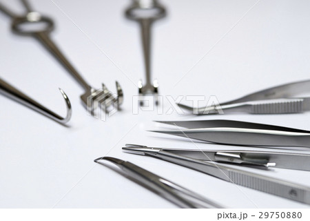 様々な手術器具1 29750880