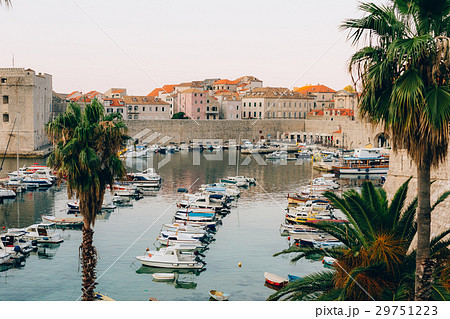 The boat dock near the old city of Dubrovnik 29751223