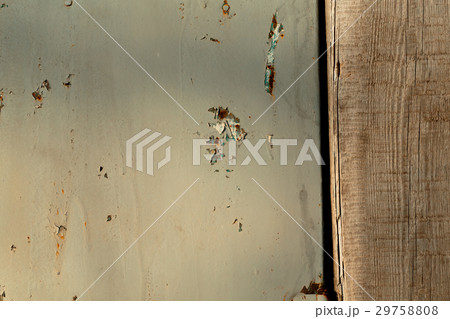 Old metal and wooden wall texture pattern. 29758808