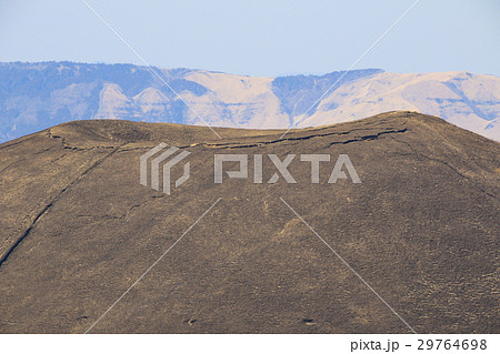 米塚（野焼き後） 29764698