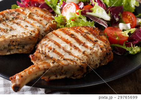 Barbecue spicy pork steak with fresh vegetable Barbecue spicy pork steak with fresh vegetable 29765699