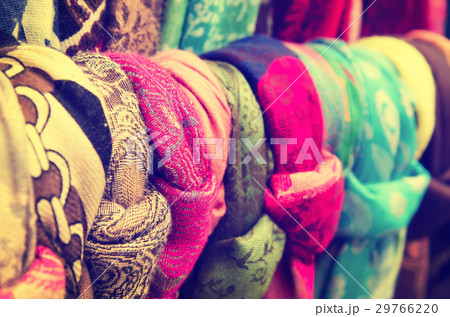 Scarves and shawles 29766220