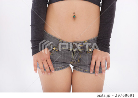 ダイエットする女性 29769691