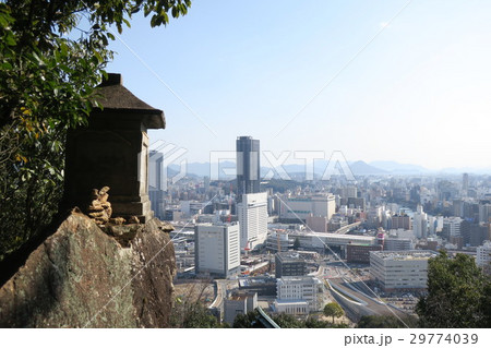 磐座から広島駅方面の眺め ~金光稲荷神社 奥の院 磐座~ 磐座から広島駅方面の眺め ~金光稲荷神社 奥の院 磐座~ 29774039